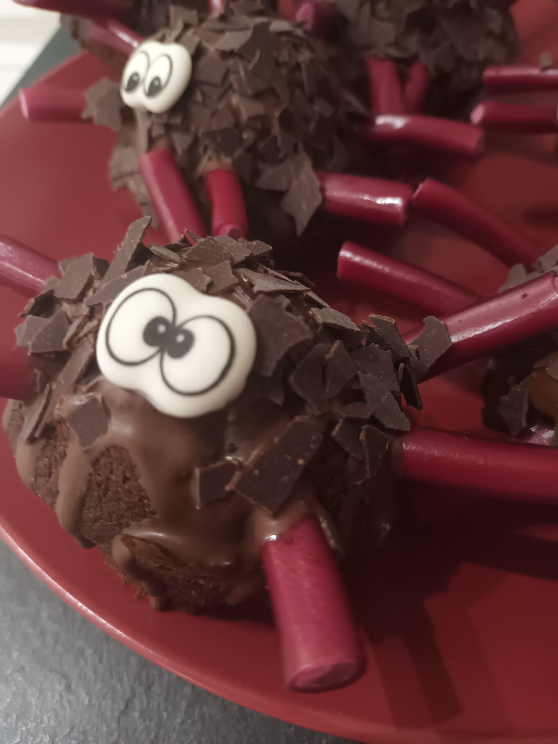 Spinnen Muffins für Halloween – INsider